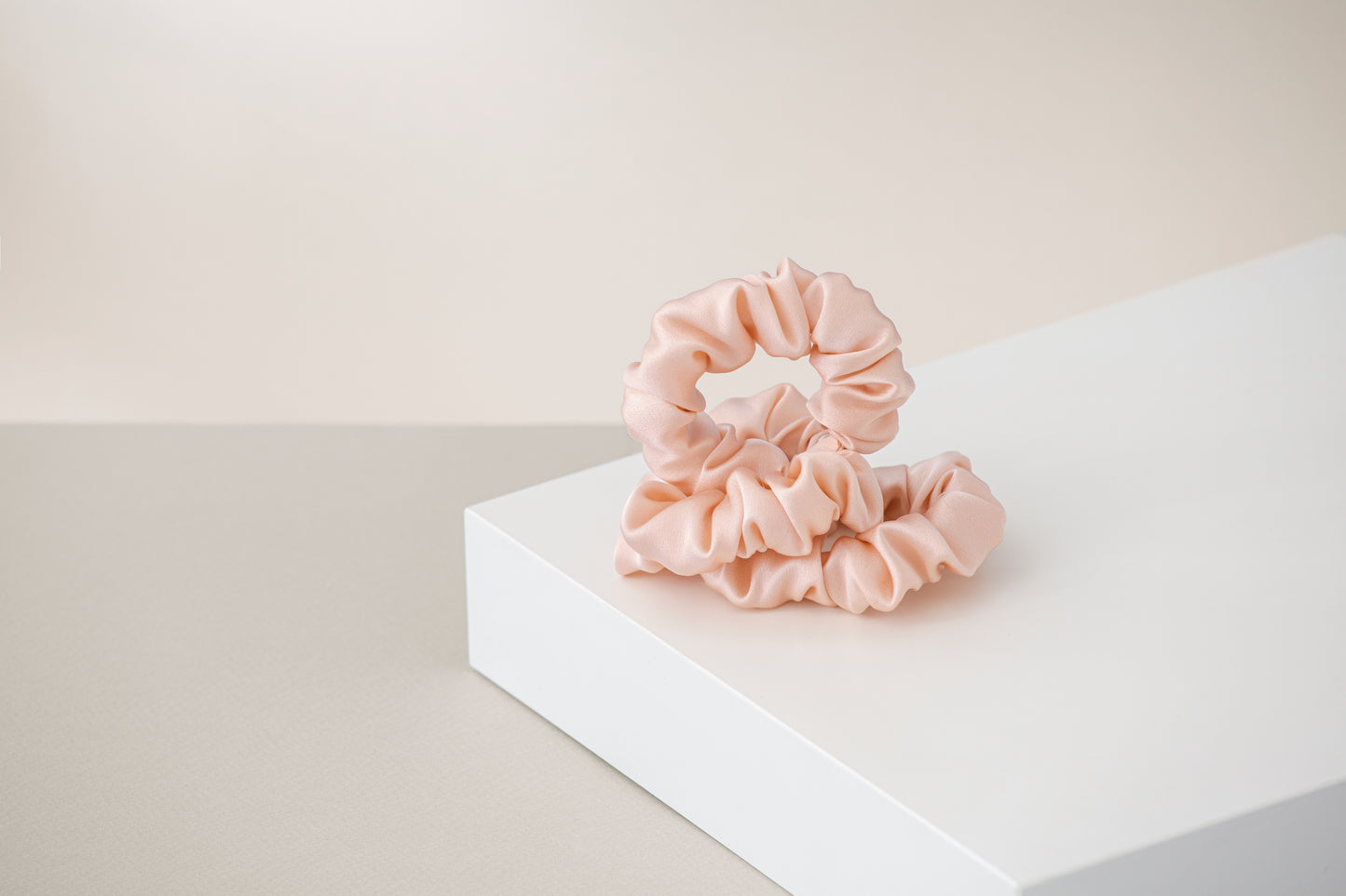 Sleep & Glow Large Scrunchies x 3